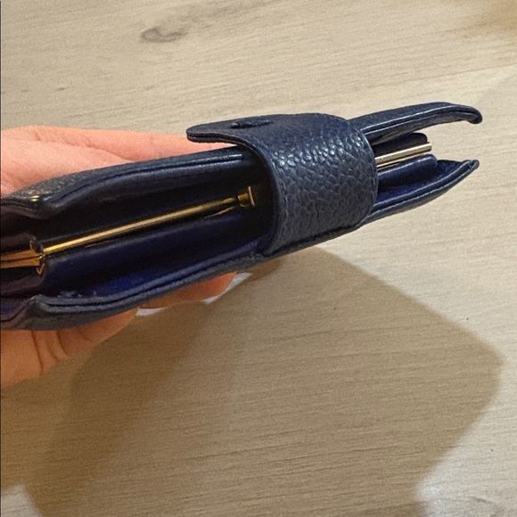 Chanel Vintage Caviar Leather Wallet – Blue 3.5"x4.75" - Picture 15 of 16